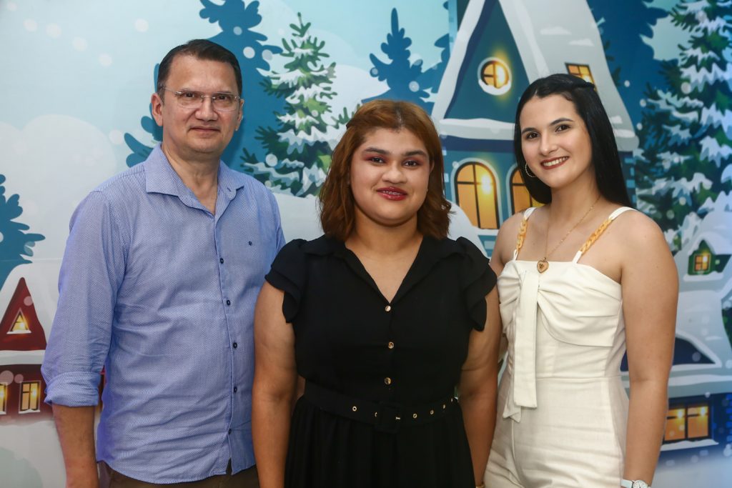 Eduardo Pimentel, Ana Carolina Morais E Vitoria Moreira (2)