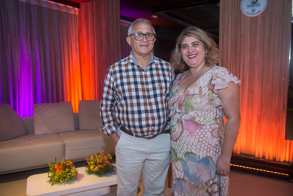 Edvaldo Nunes E Meire Benevides (1)