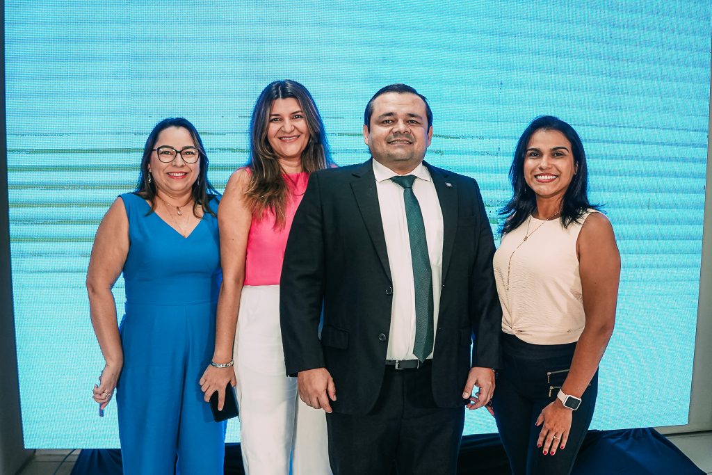 Elizabeth De Lima, Daniele Ribeiro, Fernando Galiza E Luana Sartune