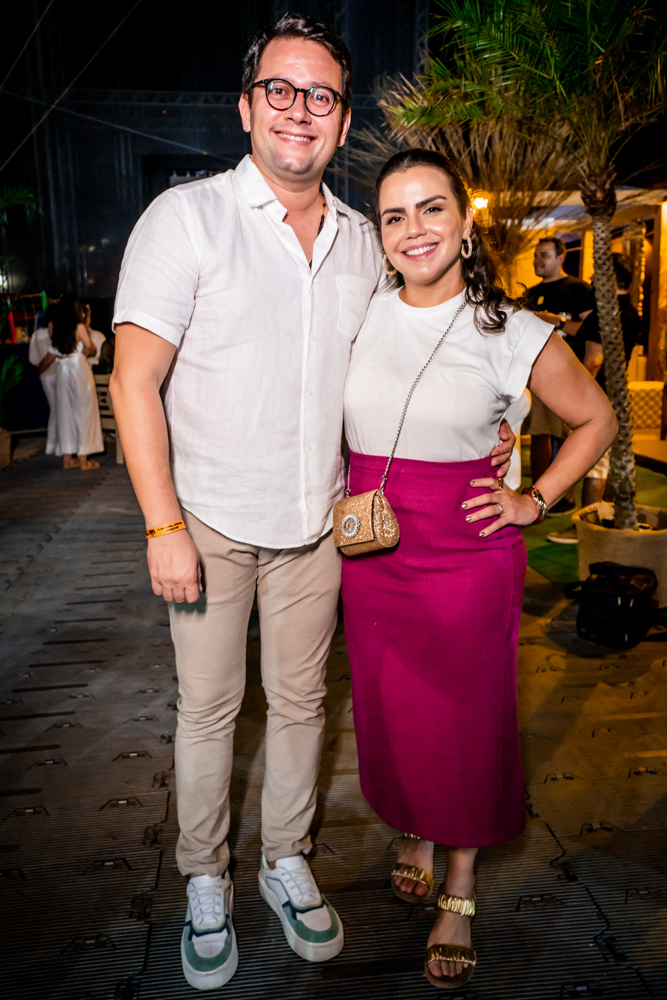 Flávio Lopes E Renata Benevides