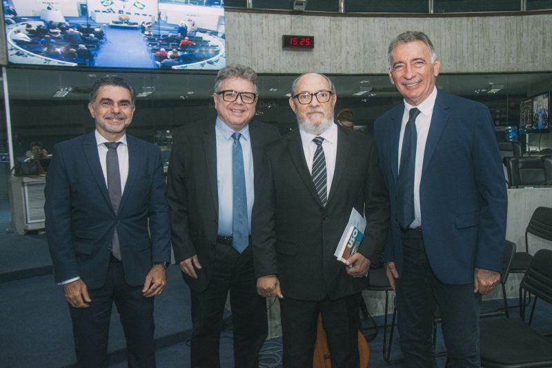 Sessão Solene - Alece celebra os 40 anos da Sociedade Brasileira de Médicos Escritores