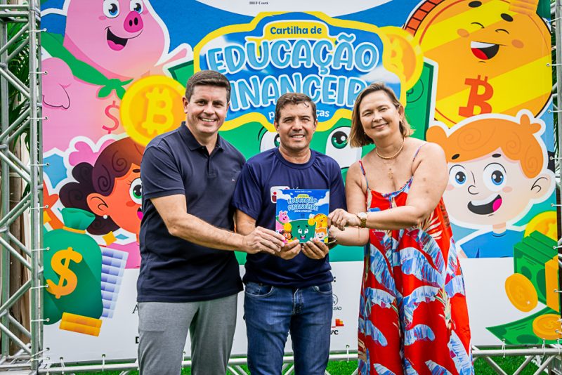 conscientização - IBEF do Ceará lança Cartilha de Educação Financeira para Crianças em evento no Iate Clube