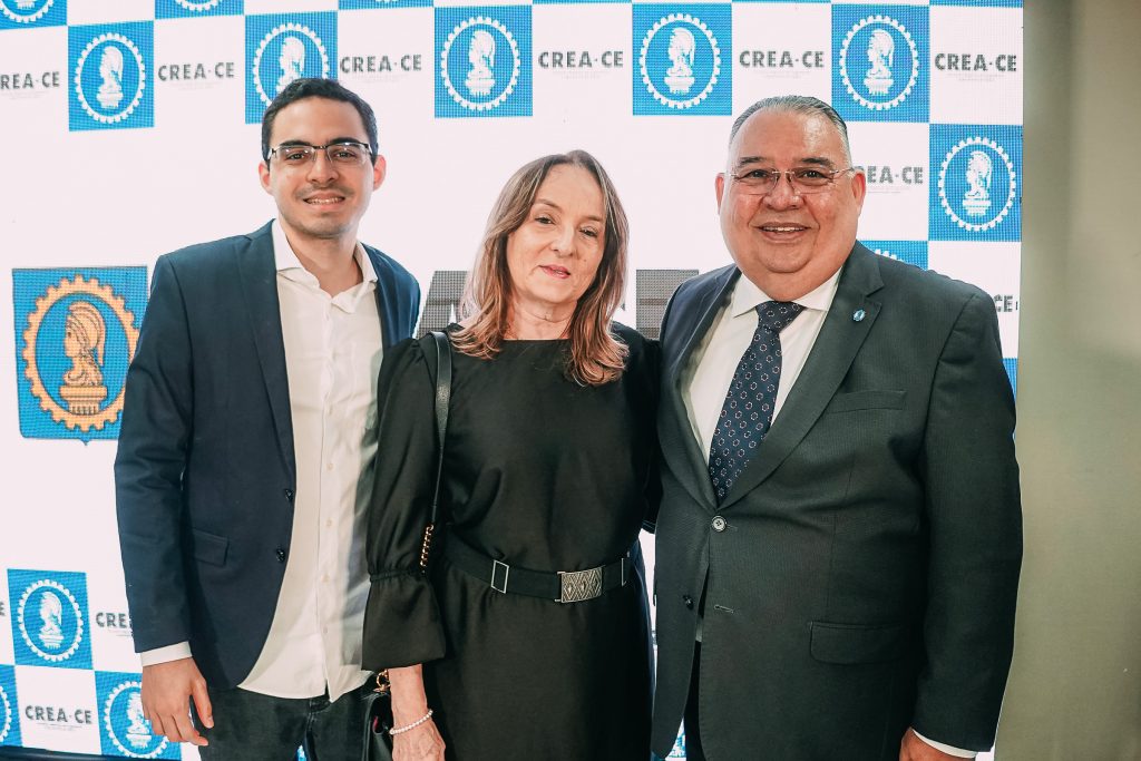 Lucas Porto, Amalia Lustosa E Diogo Lustosa