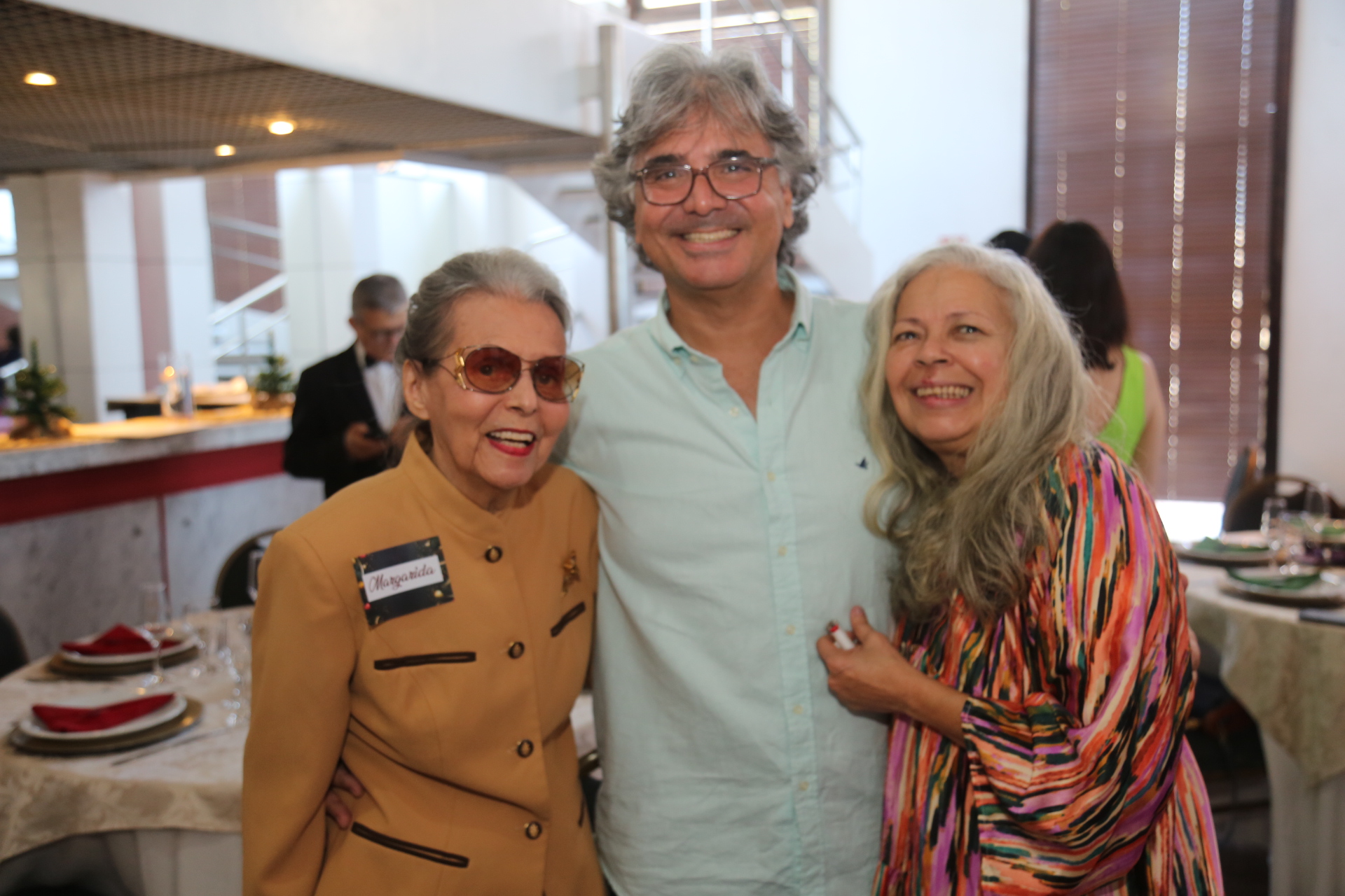
				Margarida Borges, Nestor Chaves E Lindalva Lima
				
