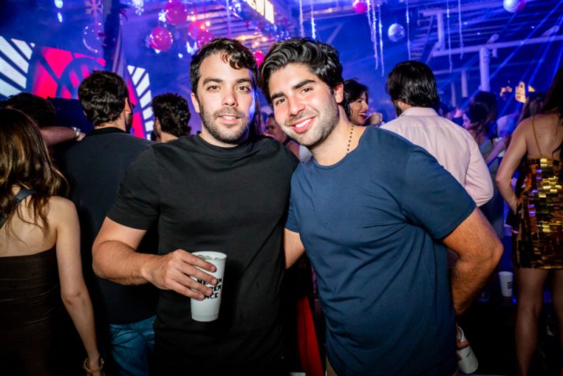 XMAS PARTY - Natal New In agita o Colosso Fortaleza com atrações musicais diferenciadas