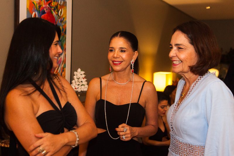 merry christmas - Maria Lúcia e Pedro Carapeba recebem amigos e familiares em seu alinhado endereço para celebrar o Natal