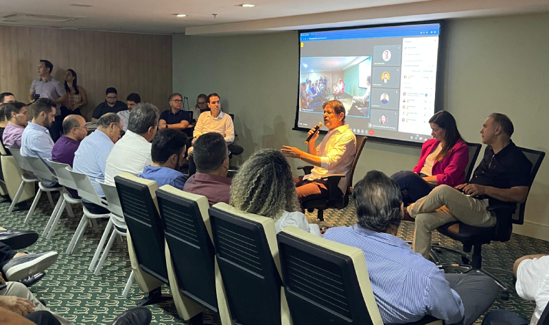 Cid Gomes reconhece aliança do PSB com PDT em Recife como impasse para filiação do grupo