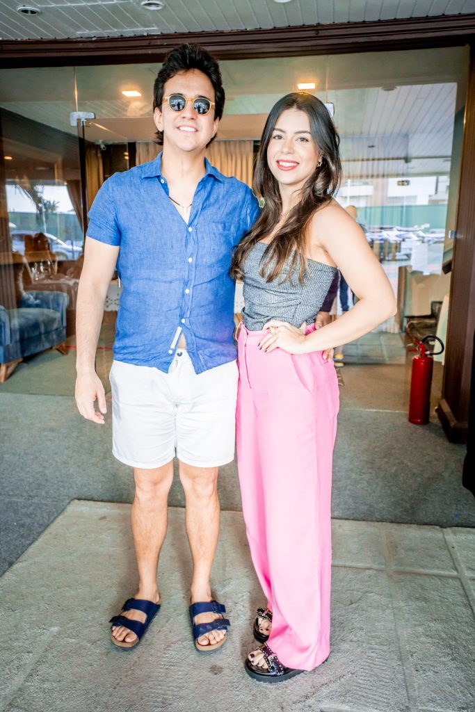 Panta Neto E Janine Novaes