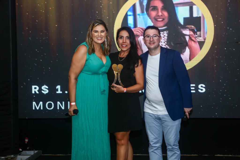 Patricia Mota, Monique E Wagner Paiva