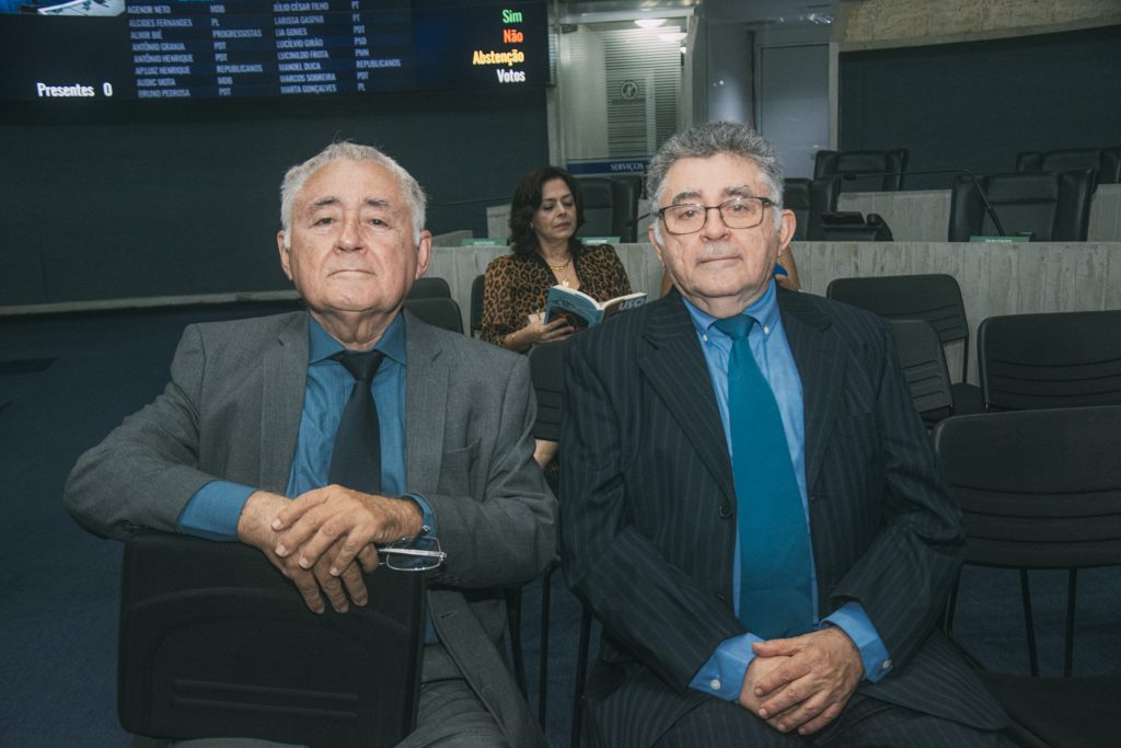 Paulo E Marcelo Gurgel