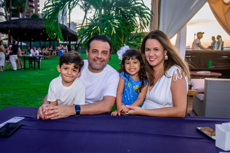 good vibes - Iate Clube de Fortaleza é palco de diversão, entretenimento e boa música durante o feriadão de Natal