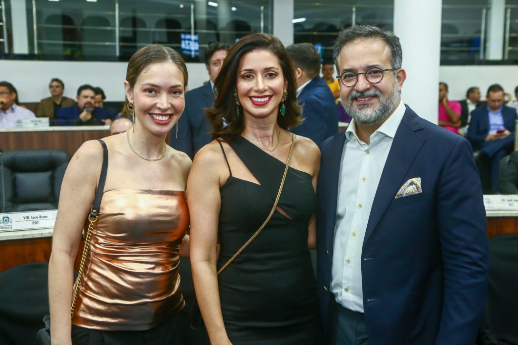 Priscila Tavora, Kamilly Campos E Marcio Crisostomo (3)