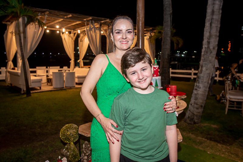 Parada obrigatória - Sal, sol e muita gente bacana dão a tônica do fim de semana no Iate Clube