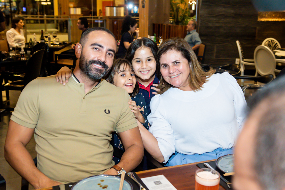 Reno, Mariah, Sara E Islene Verçosa