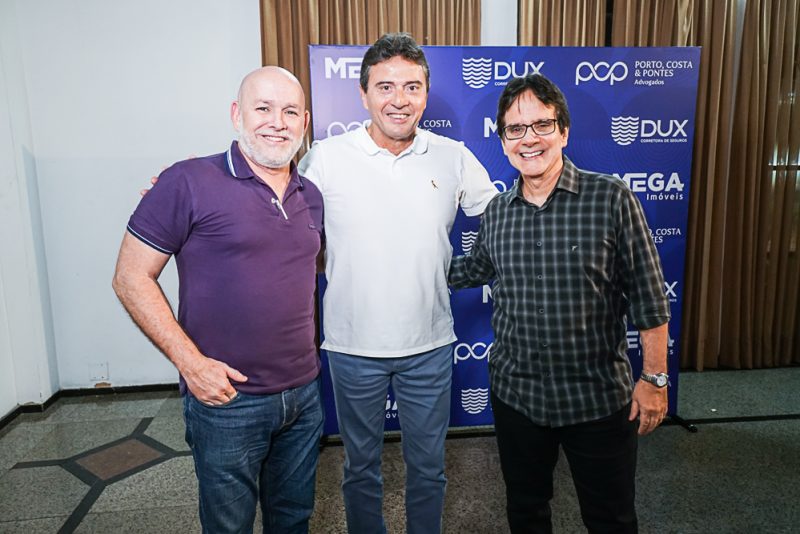 Evento especial - Tarcísio Porto e Walmar Costa promovem tradicional confraternização da Mega Imóveis, Dux Seguros e Porto, Costa & Pontes no Ideal Clube