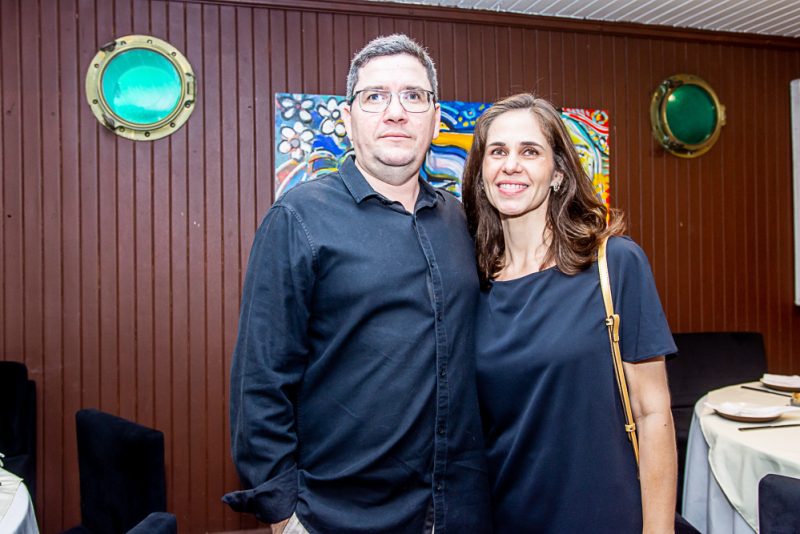 Cenário Náutico - Restaurante Almirante, do Iate Clube, é palco da confraternização dos cônsules honorários