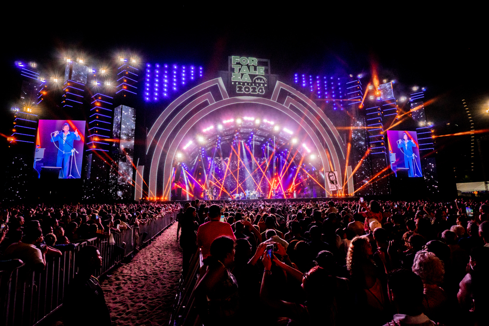 Show Do Rei Roberto Carlos No Réveillon De Fortaleza 2024 (12)