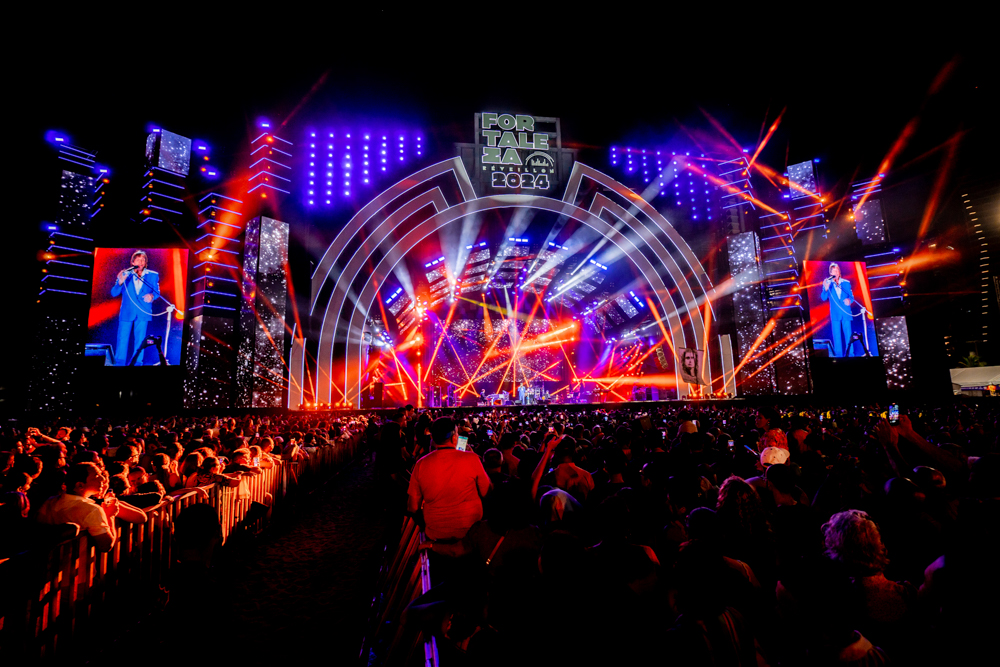 Show Do Rei Roberto Carlos No Réveillon De Fortaleza 2024 (13)