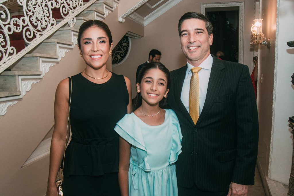 Thais, Marcela E Adalberto Barreira