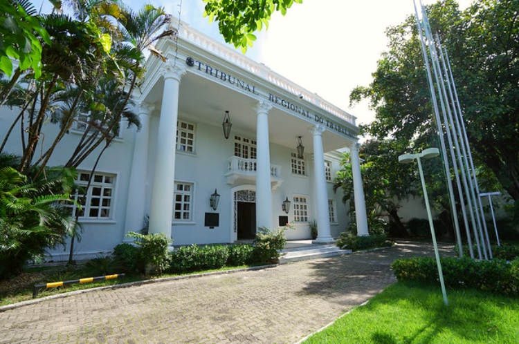 TRT-7 realiza a entrega da Medalha da Ordem Alencarina do Mérito Judiciário do Trabalho nesta quinta-feira TRT-7 realiza a entrega da Medalha da Ordem Alencarina do Mérito Judiciário do Trabalho nesta quinta-feira