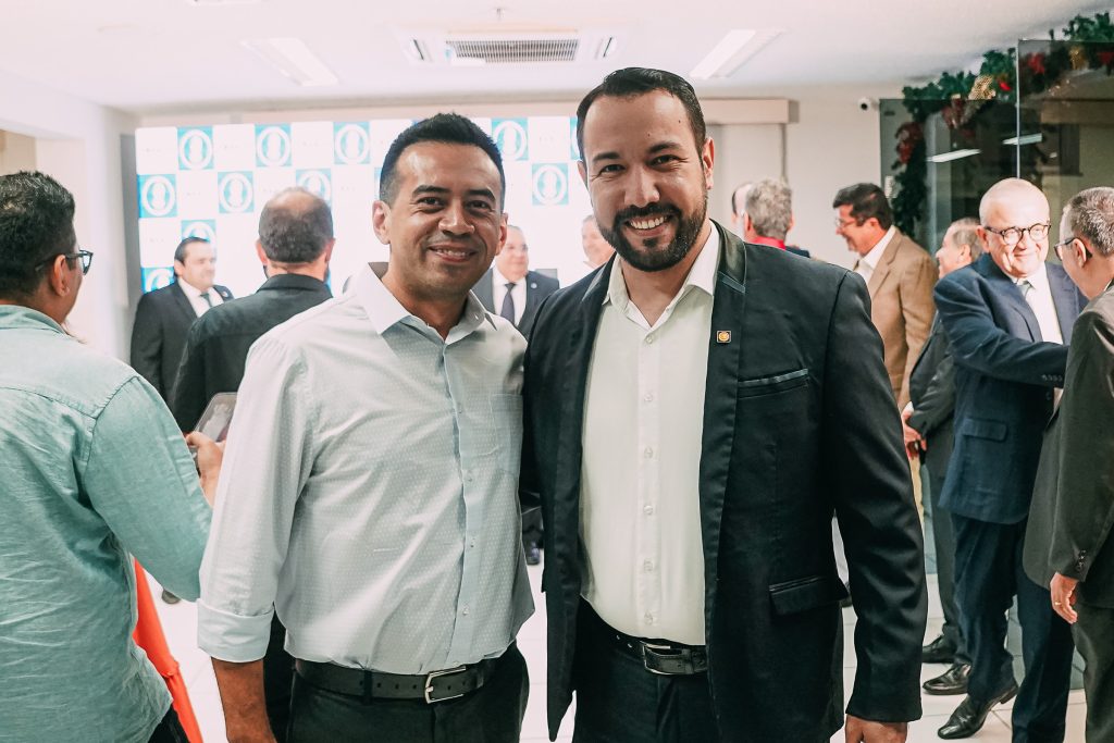 Washigton Costa E Guilherme Queiroz