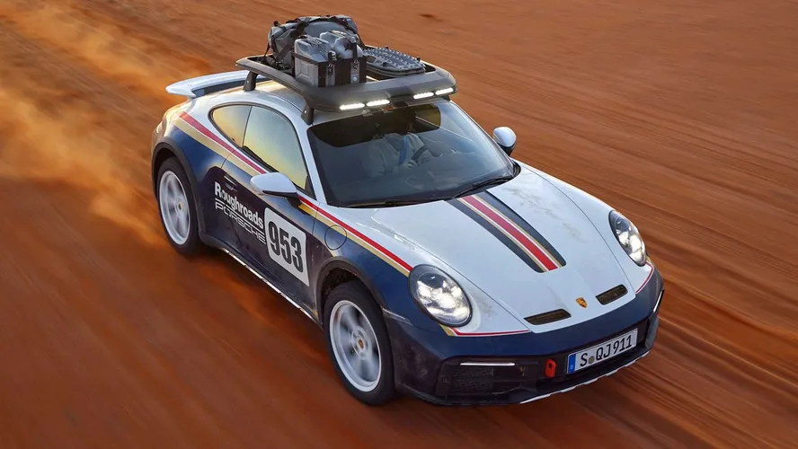 2023 Porsche 911 Dakar 11 