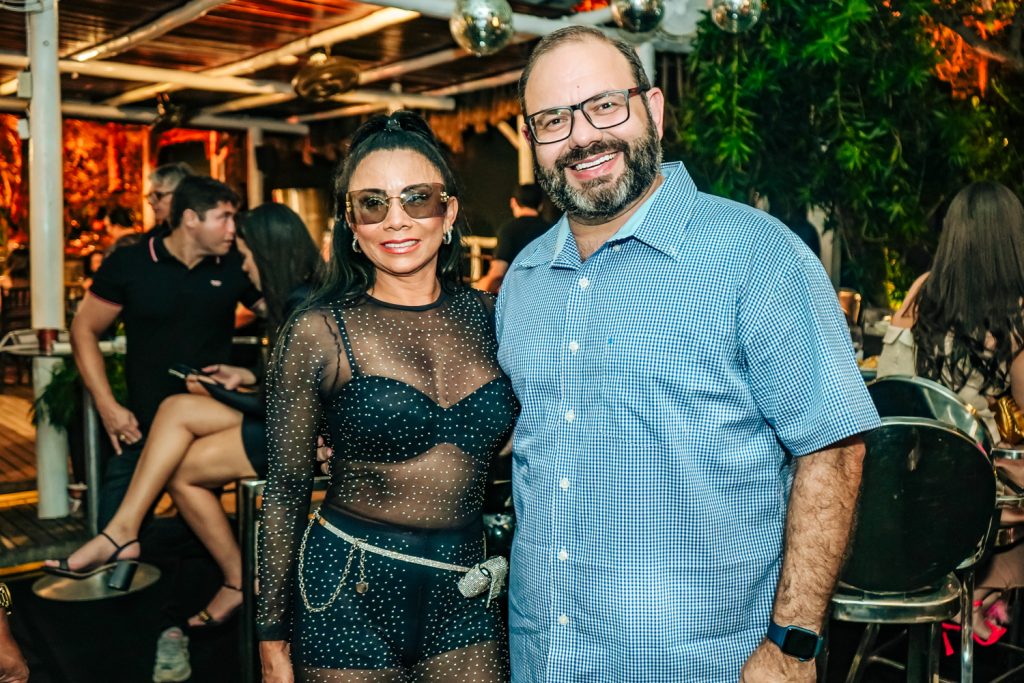 Ana Costa E Victor Costa