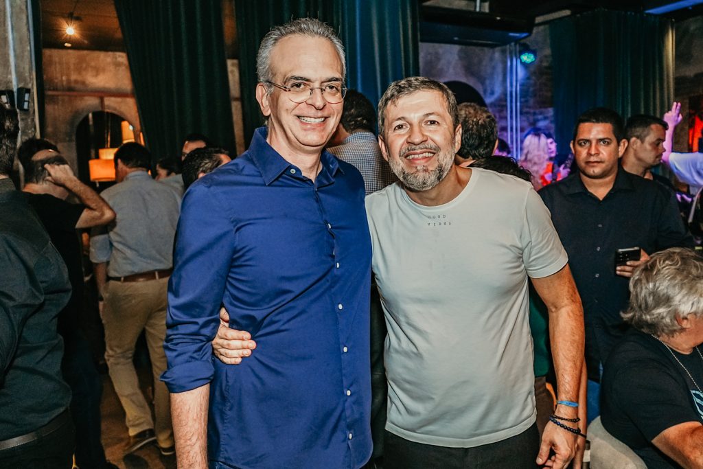 Arthur De Castro E Elcio Batista