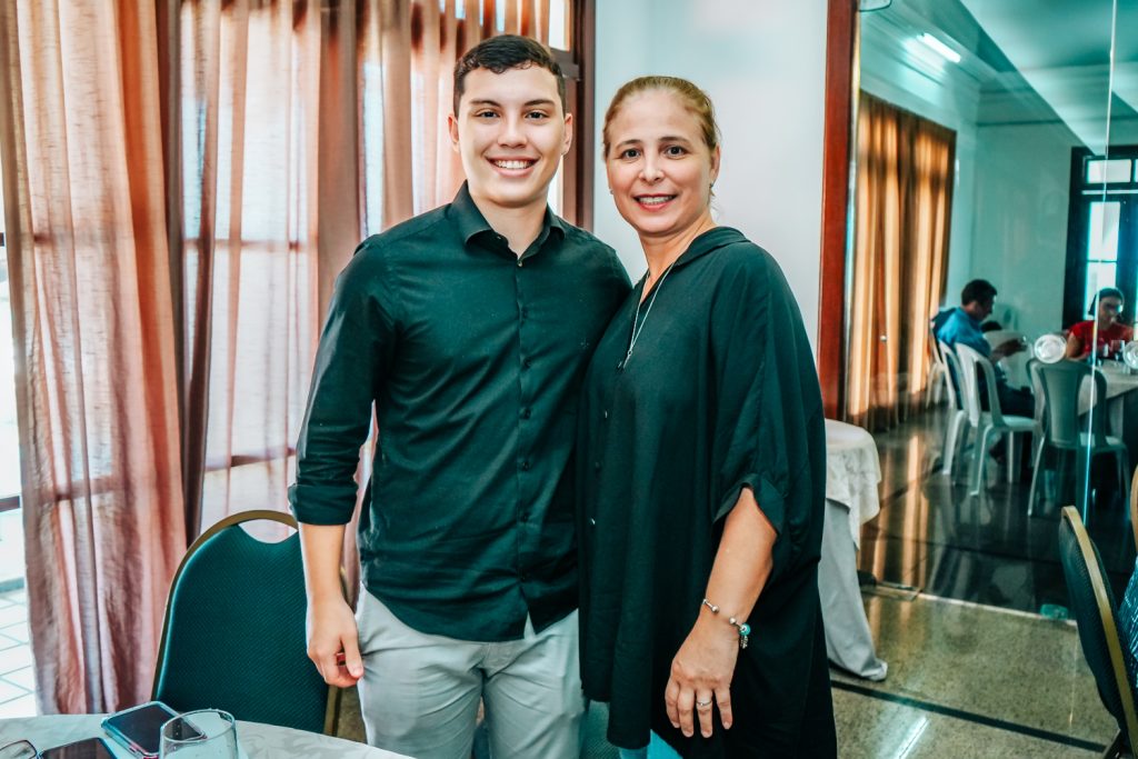 Cauan Portela E Samira Guimaraes