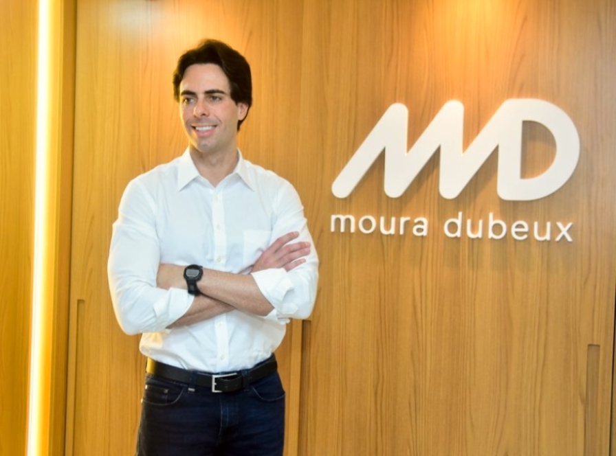 Moura Dubeux comercializa R$ 1,5 bilhão e alcança sua marca histórica em 2023 Moura Dubeux comercializa R$ 1,5 bilhão e alcança sua marca histórica em 2023