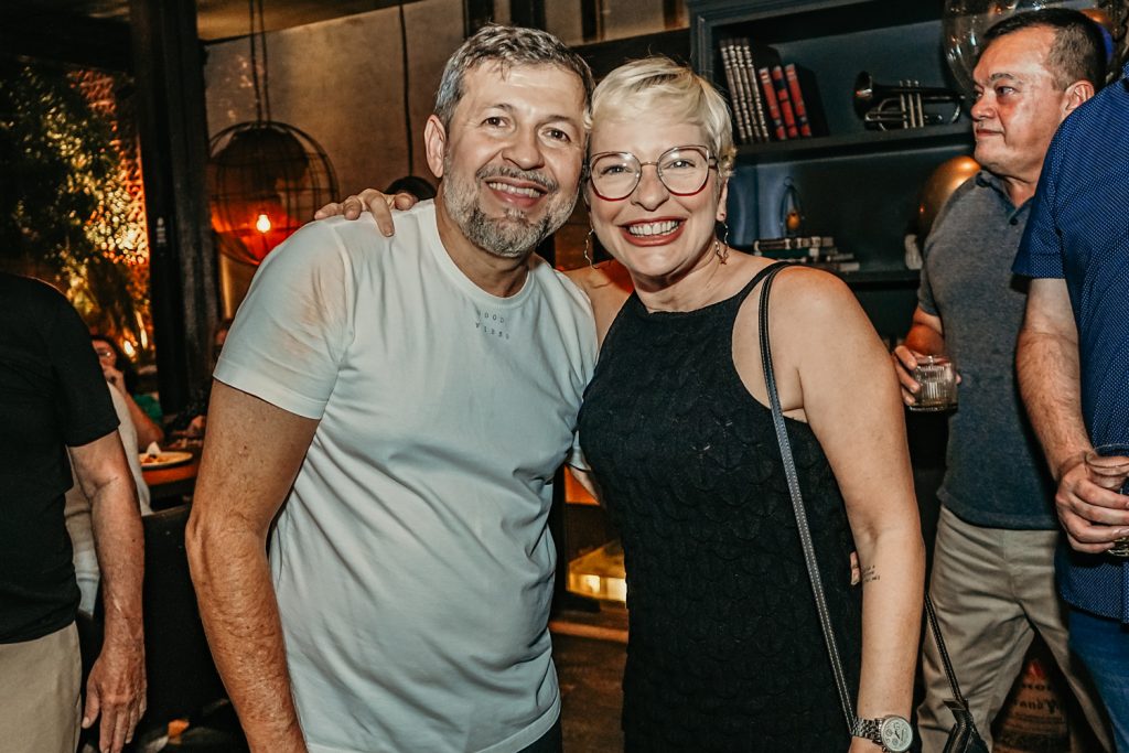 Elcio Batista E Paola Braga