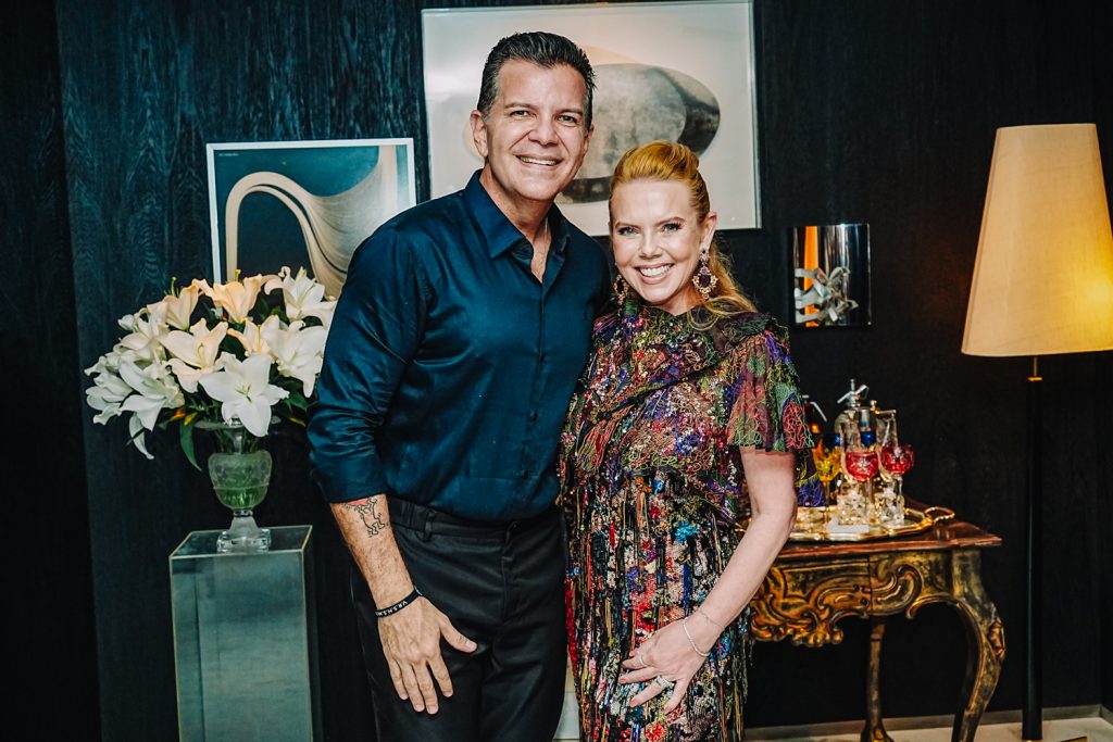 Gustavo Serpa E Branca Mourao