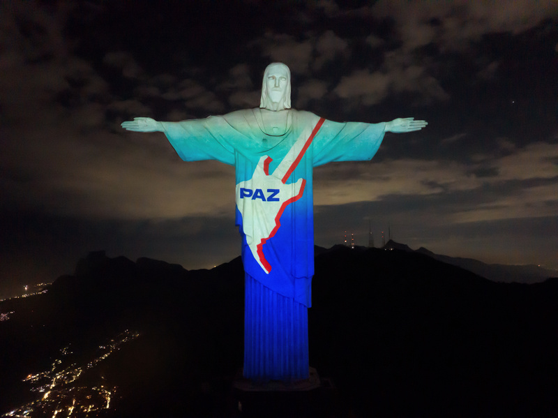 Rock in Rio comemora aniversário com momento inesquecível e emocionante no Cristo Redentor