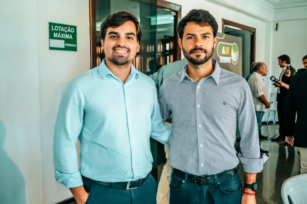 Ian Oliveira E Expedito Neto