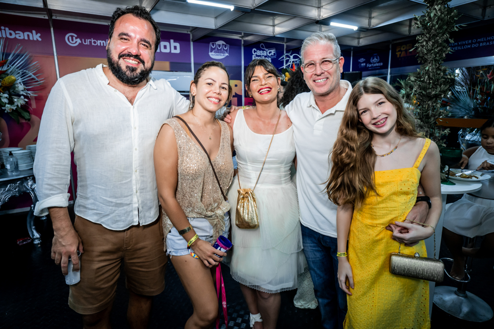 Igor Juaçaba, Natalia Bernardo, Lívia, Jorge e Maria Clara Albuquerque