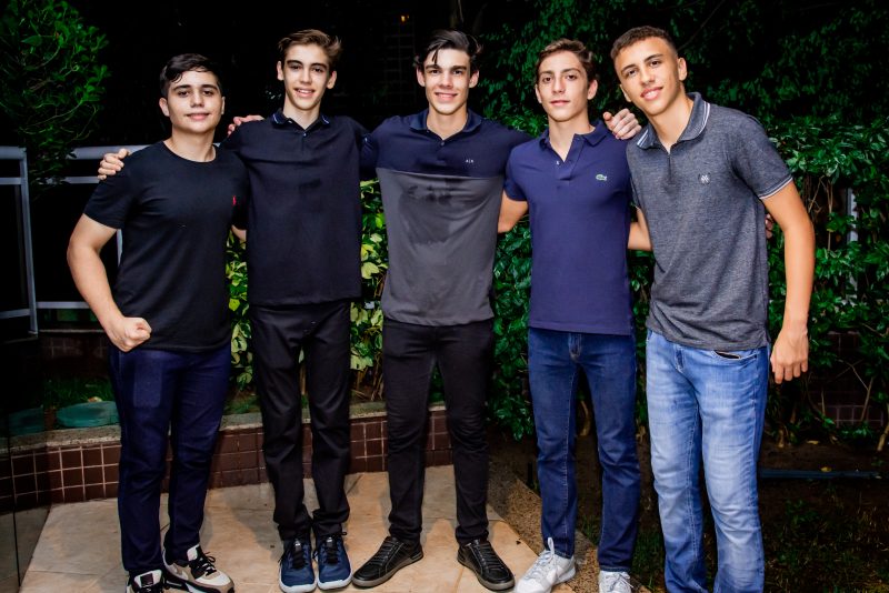 sessão parabéns - Fabiana Lustosa e Roberto Coretti comemoram os 15 anos do filho Luís Eduardo