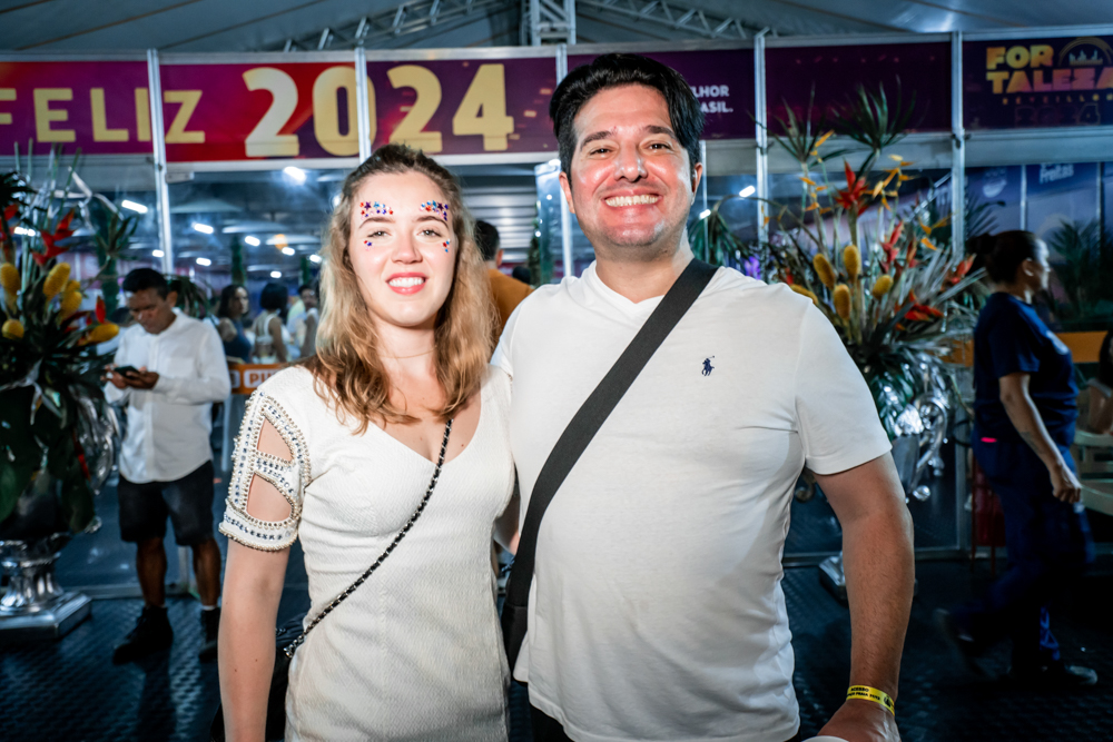 Isabella Ney e Pipo Gurjão