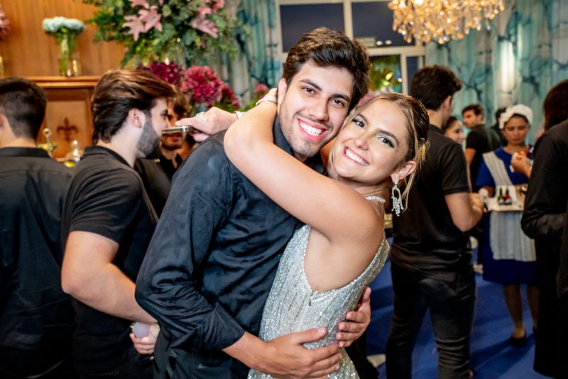 B-Day - Gabriela da Escóssia celebra chegada dos 21 anos com festão na mansão Dias Branco