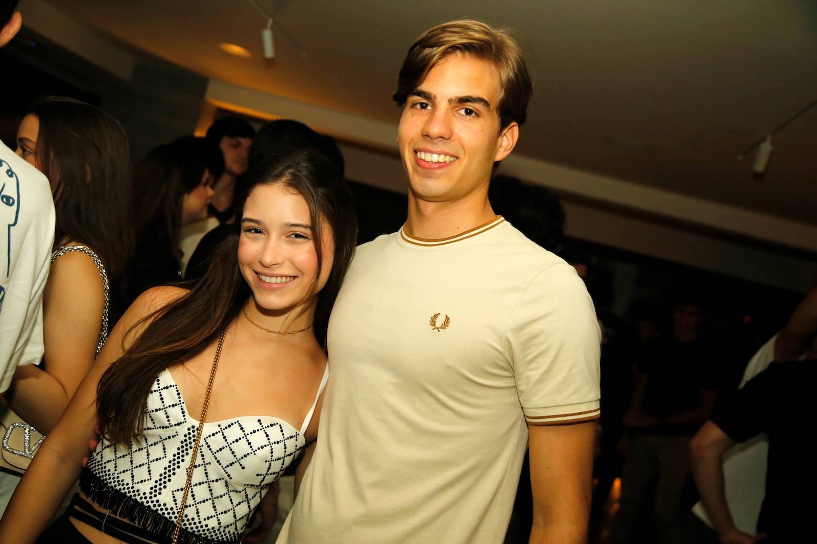 
				Lara Colaço E Rodrigo De Castro
				
