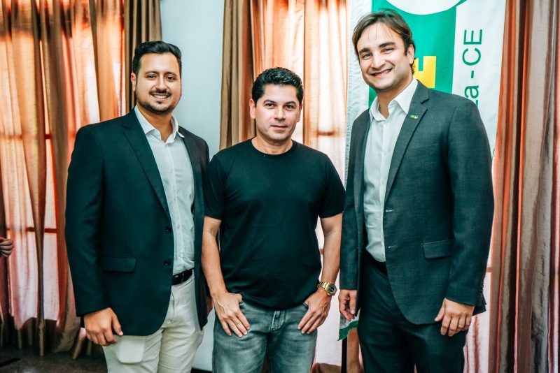 Compartilhando experiências - Ex-prefeito Roberto Cláudio fala sobre empreendedorismo e gestão pública em almoço político da AJE – Fortaleza