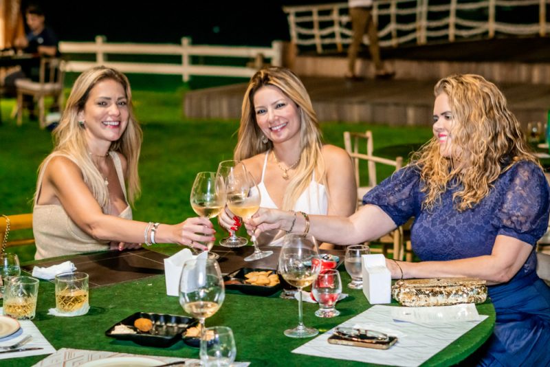 Cenário Náutico - Epicentro de bacanas, Iate Clube de Fortaleza ferve no fim de semana