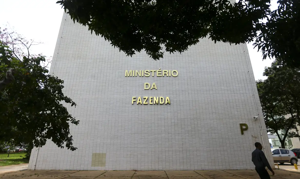 Governo cria comitê misto para definir agenda de finanças sustentáveis