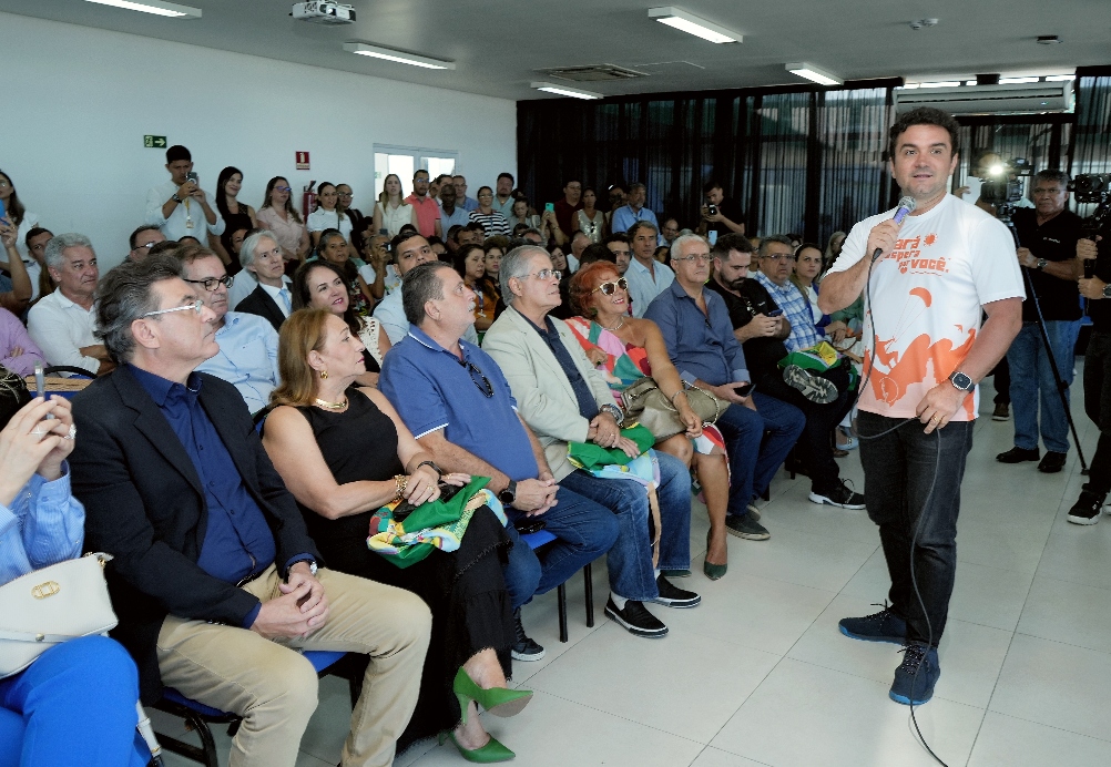 Ministro Celso Sabino participa da apresentação do Fungetur em Fortaleza