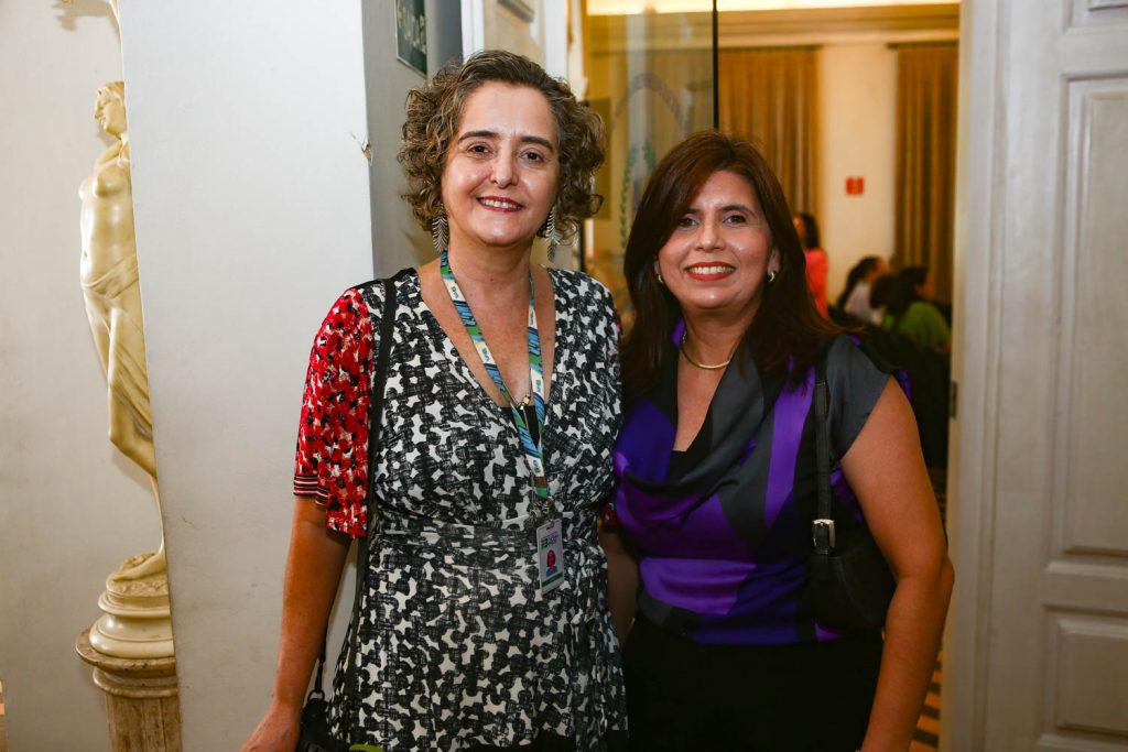 Mirian Mascarenhas E Raquel Hernandes (2)