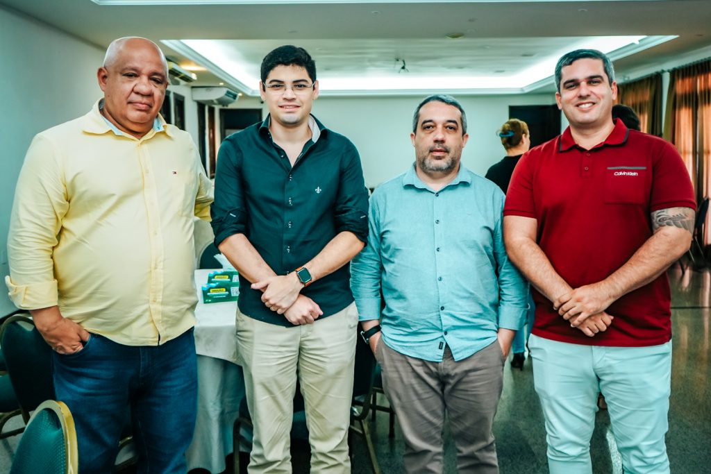 Pedro Alfredo, Tiago Guimaraes, Vicente Ximenes E Marcio Monteiro (1)