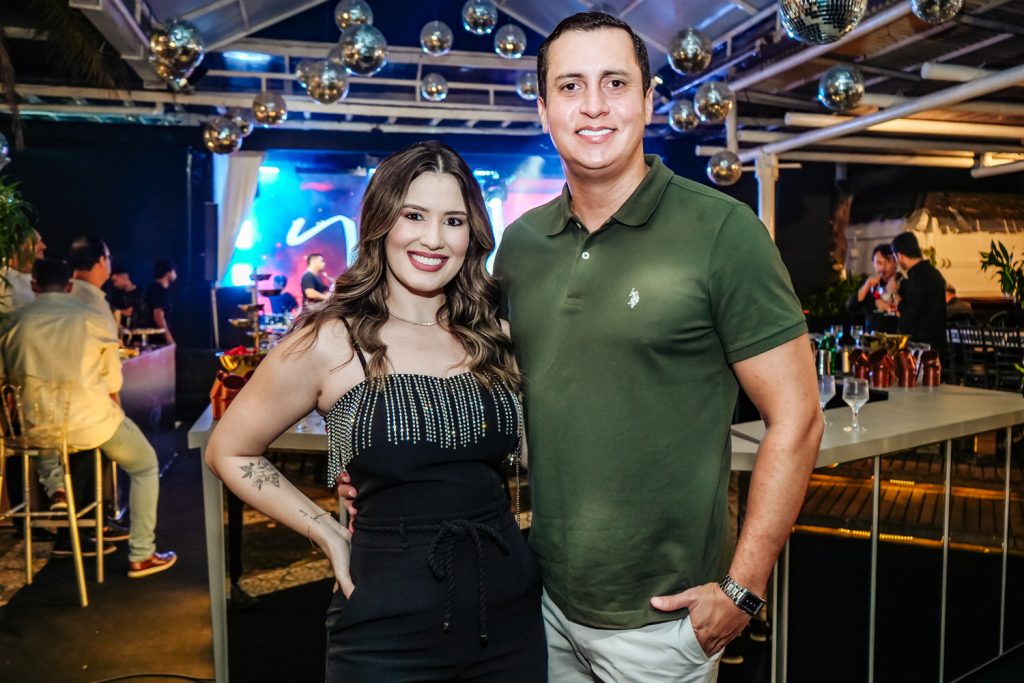 Raira Alves E Rikson Freitas