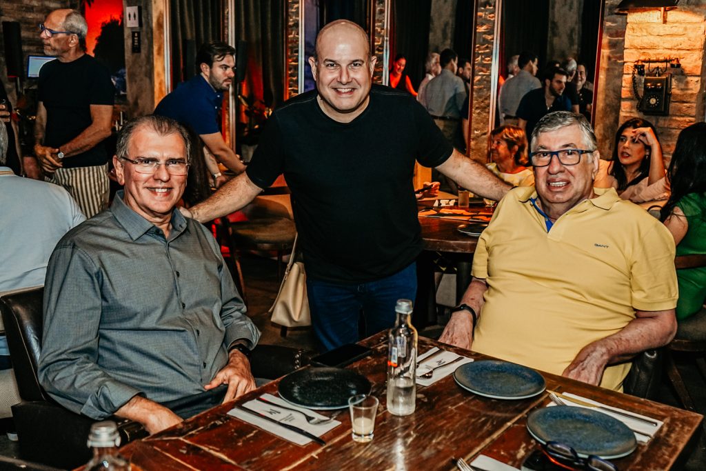 Randal Pompeu, Roberto Claudio E Maia Junior