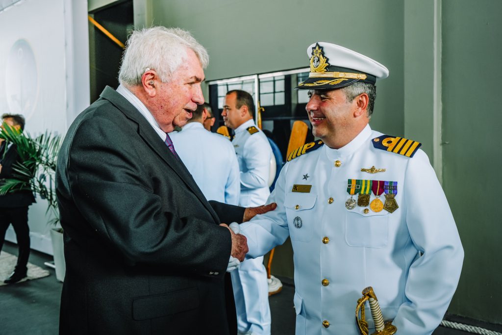 Roberto Macedo E Cmdt Emiliao (2)