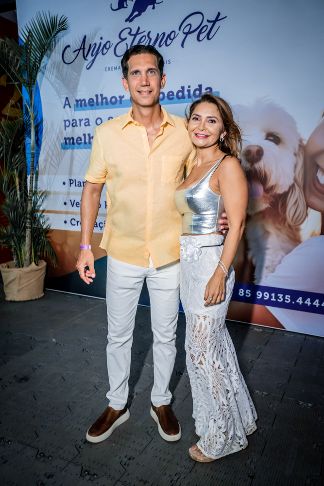 Rodrigo Santos e Jeane Caetano