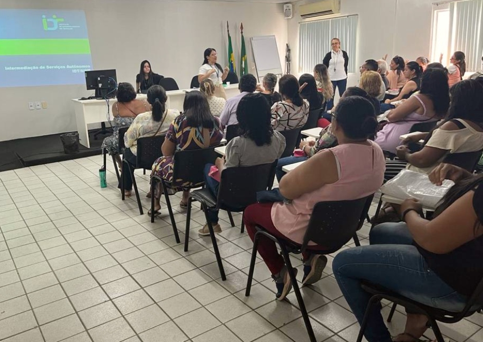 Governo do Ceará realiza mutirão para incluir mulheres no mercado de trabalho